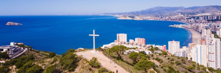 cruz benidorm