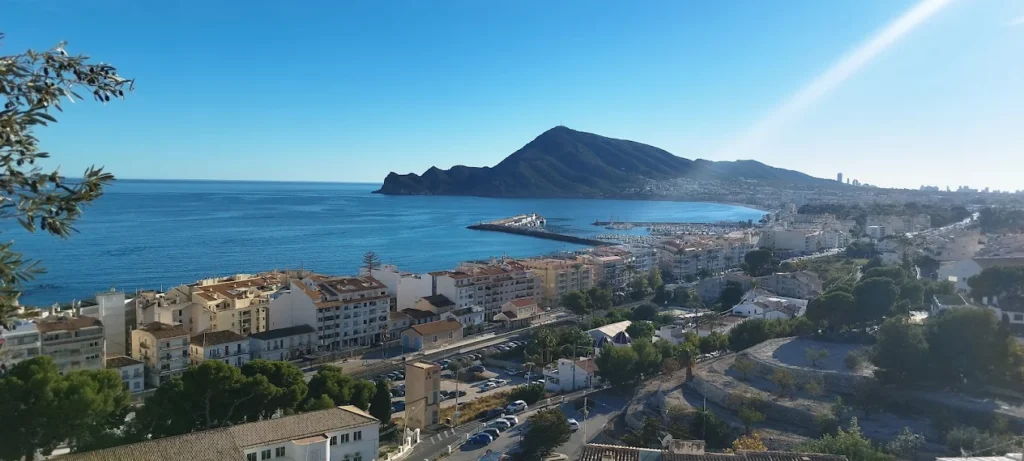 El mirador de la ermita Virgen del Mar en benidorm