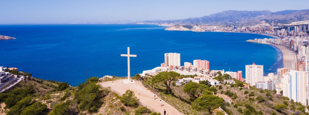 cruz benidorm