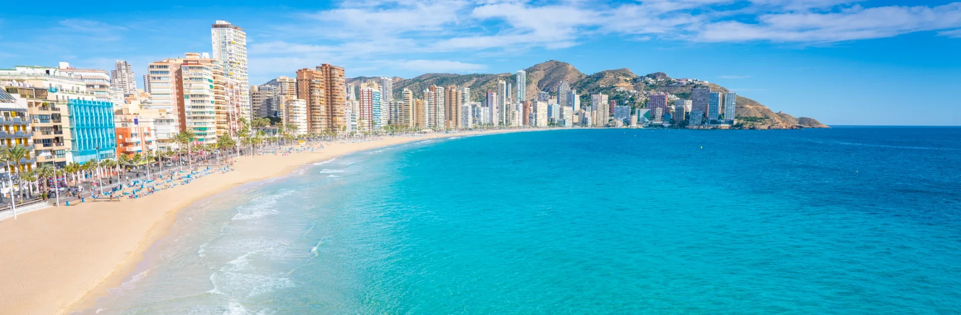 apartamentos-turísticos-cerca-playa-levante-benidorm