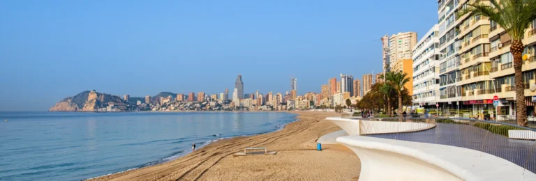 Encuentra el alojamiento perfecto en Benidorm según tus necesidades