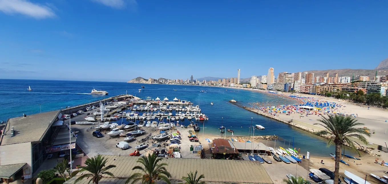 ver puerto deportivo benidorm